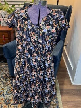 Vintage floral handmade cotton spring summer midi dress/muumuu/prairie dress